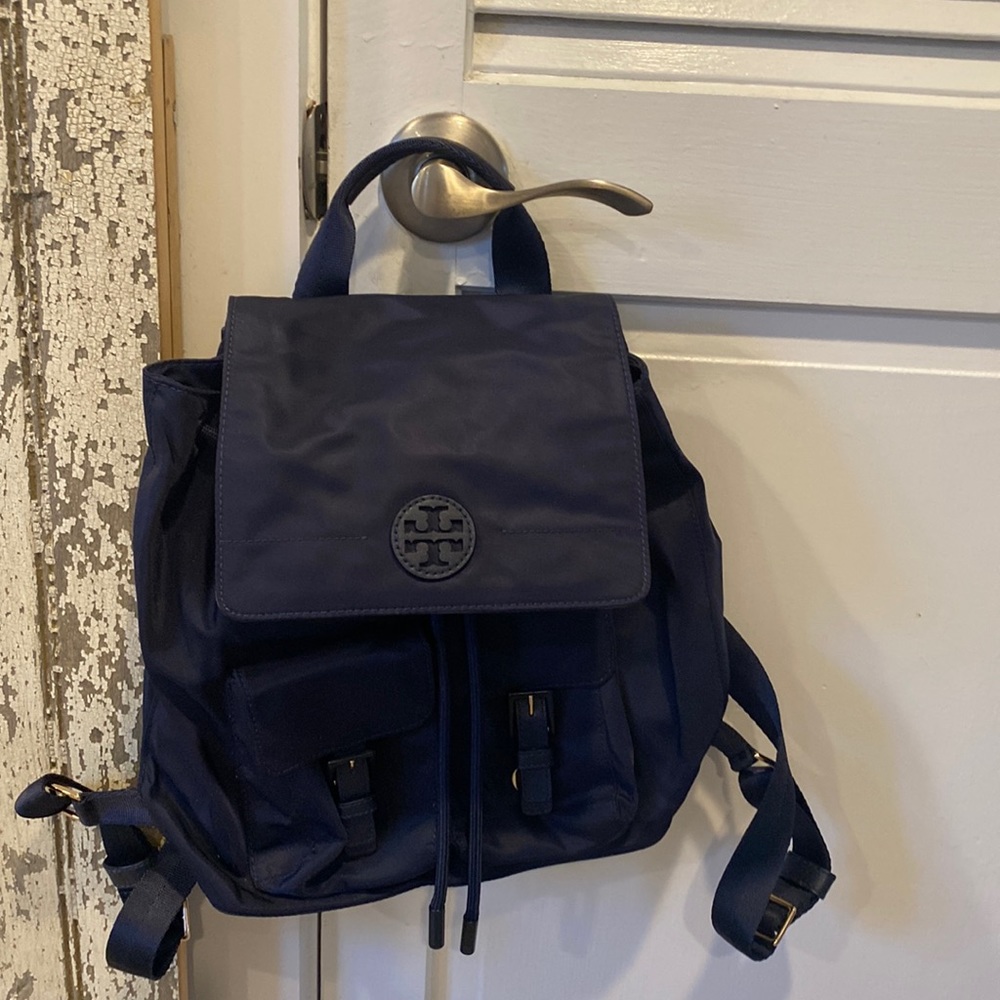 Navy Tory Burch Quinn backpack